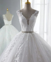 Beautiful Ballgown with lace details