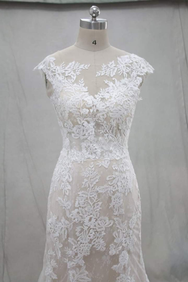 Simple Aline Lace and Tulle Wedding Dress