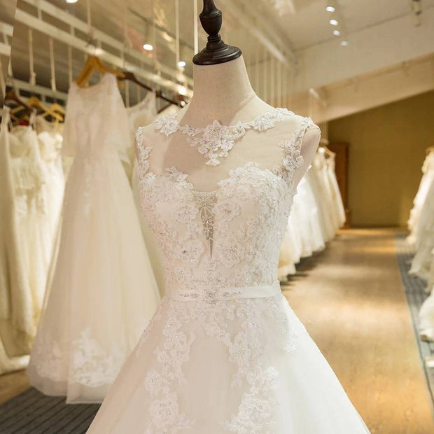 Affordable A-line wedding gown - Beautiful Lace and beadwork