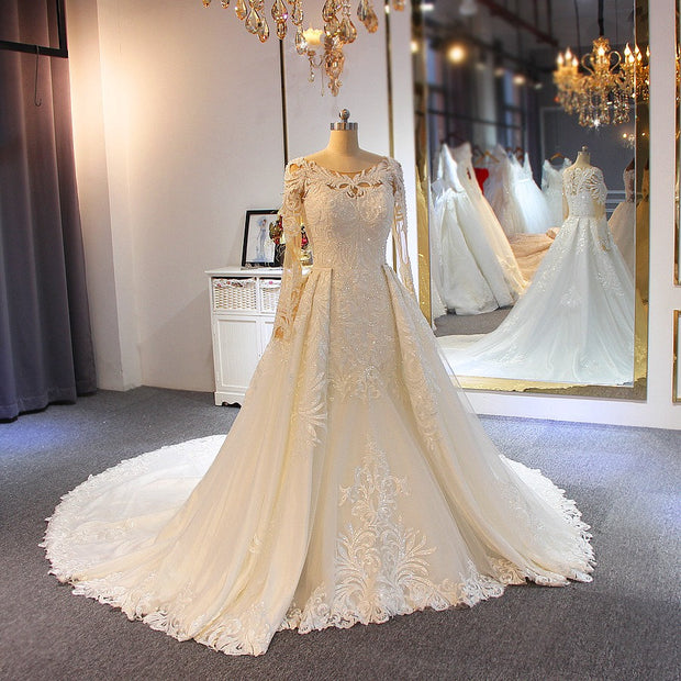 Elegant Lace A-Line Wedding Dress - Ivory Bridal Gown